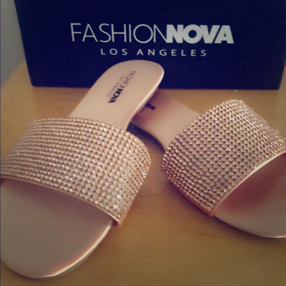 Fashion nova sandals